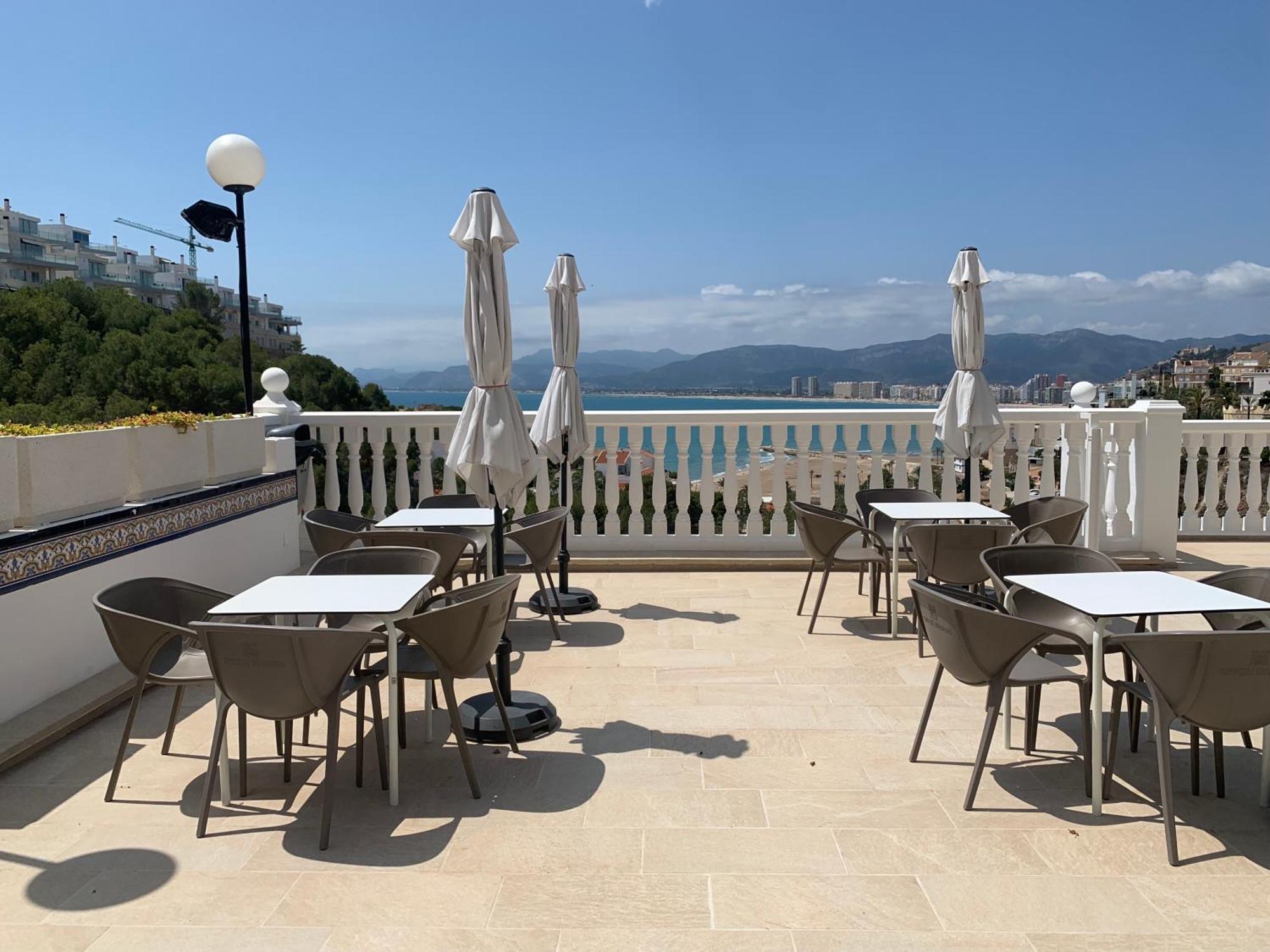 Royal Beach - Appartment With Sea View & Terrace 파로 데 쿠예라 외부 사진
