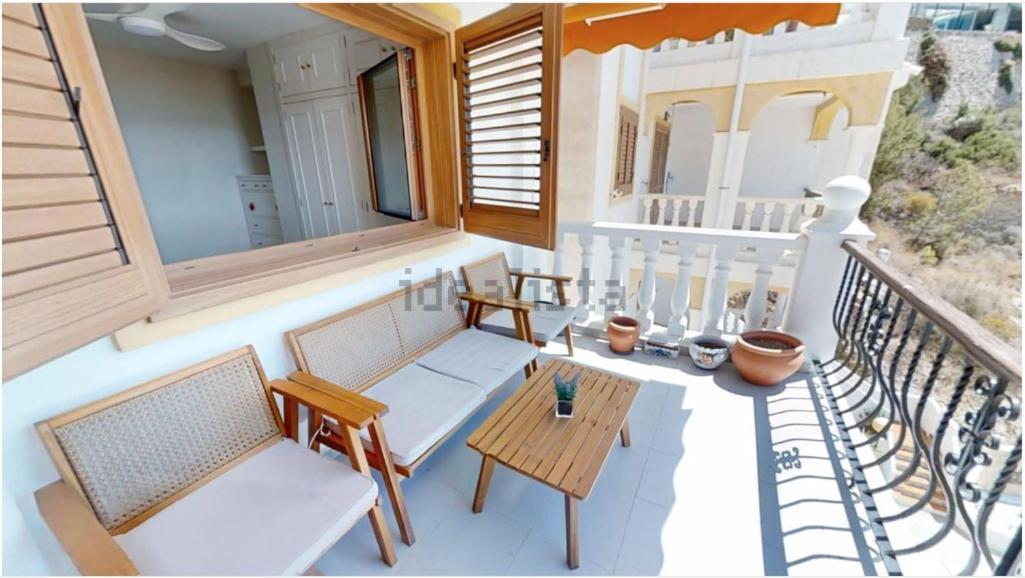 Royal Beach - Appartment With Sea View & Terrace 파로 데 쿠예라 외부 사진